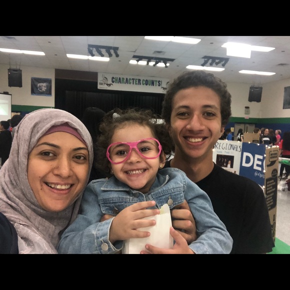 Meet your Posher, Randa - Picture 1 of 1